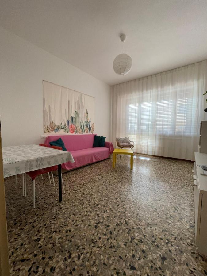 Next Door! Apartment แตร์โมลิ ภายนอก รูปภาพ
